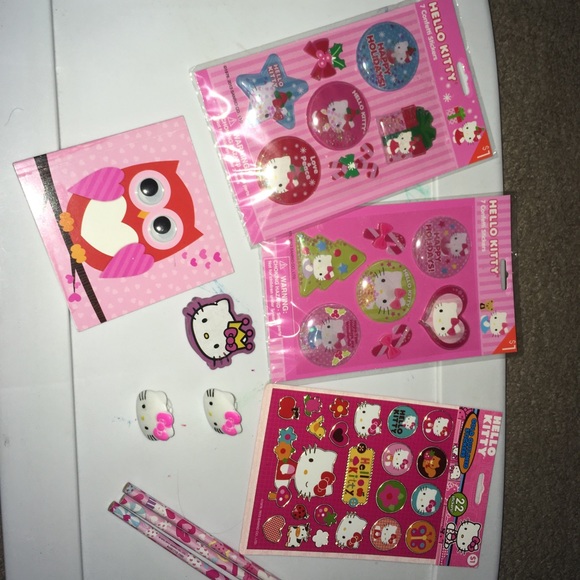 🚫SOLD!!!🚫 Hello Kitty Bundle - Picture 6 of 8